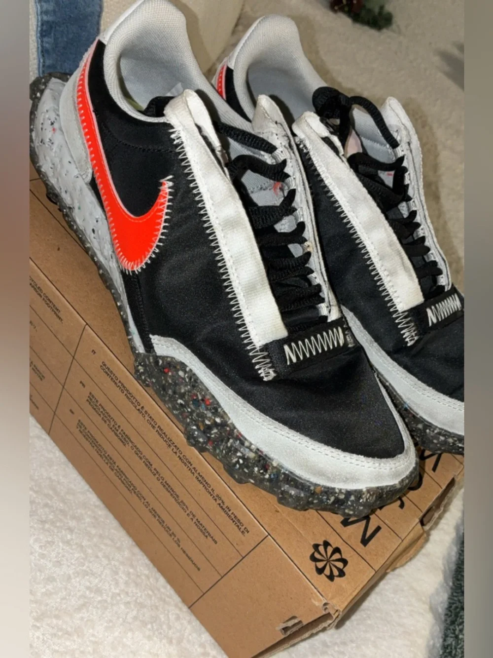 Nike Waffle Racer Crater - Black & White with Speckled Sole - Picture 4 of 9